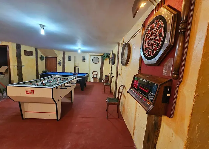 Valderaduey 펜션 *